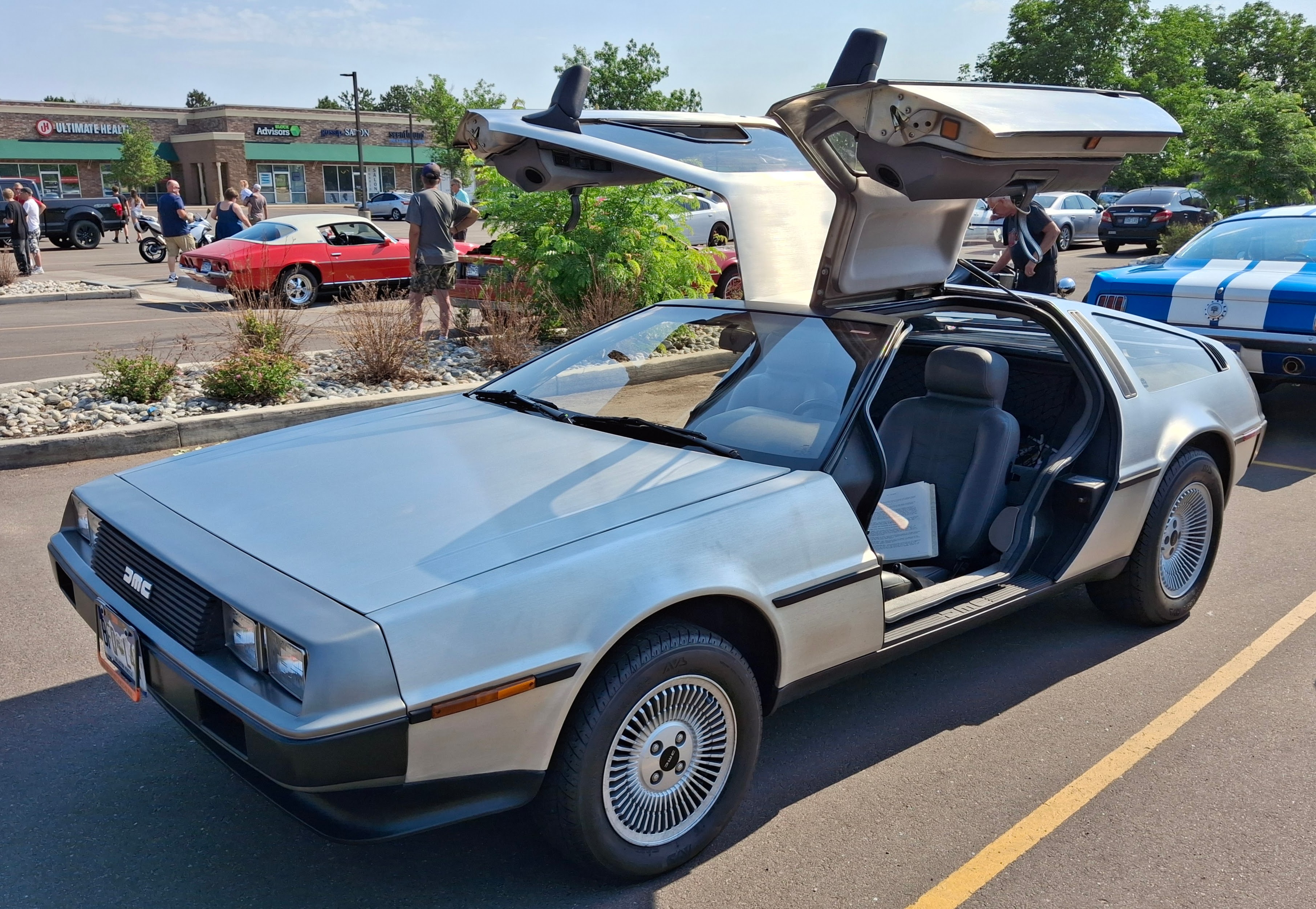 1981 DeLorean DMC-12